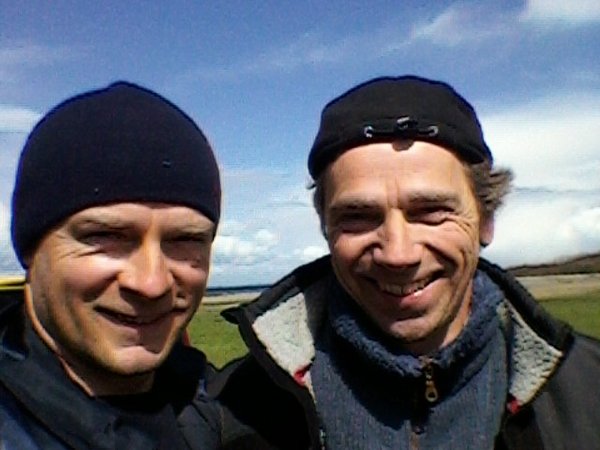 Hinnerk und Jan Alternativer Text (für Blinde und Google gut!)